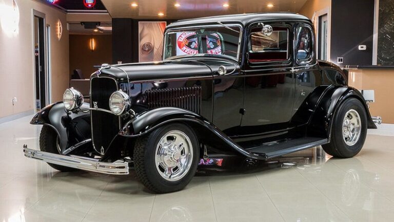 1932y Ford 5-Window Coupe Street Rod
