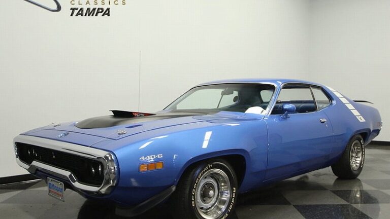 1971y Plymouth Roadrunner
