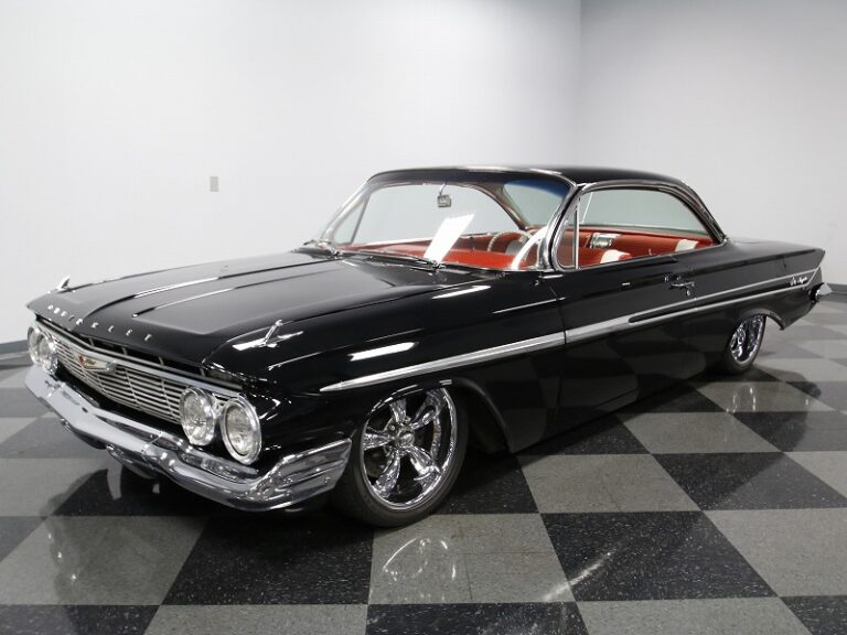 1961y Chevrolet Impala