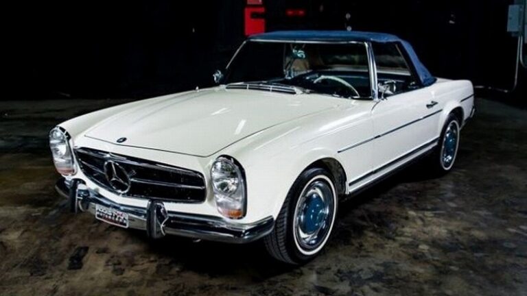 1967y Mercedes-Benz 250SL