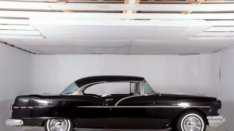 1956y Pontiac Chieftain