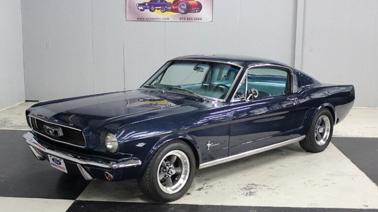 1966y Ford Mustang