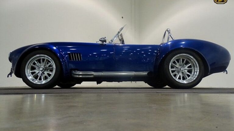 1965y AC Cobra