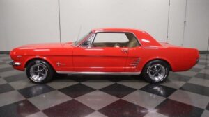 1966y Ford Mustang