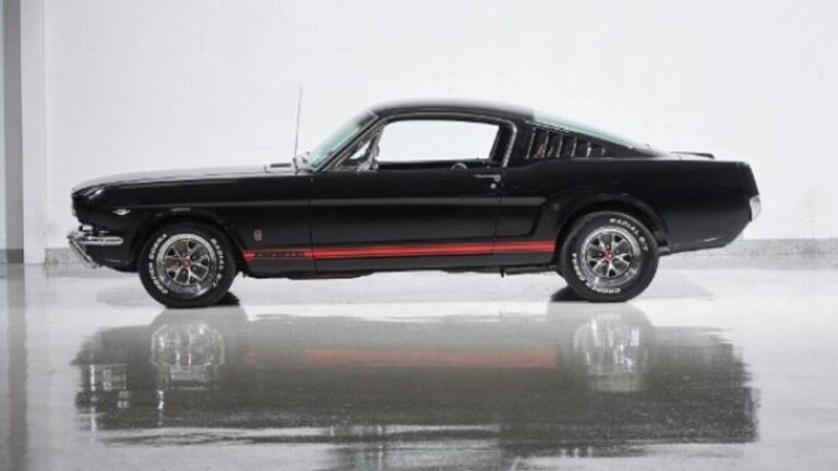 196y Ford Mustang GT