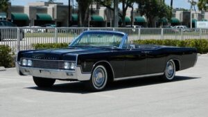 1966y Lincoln Continental