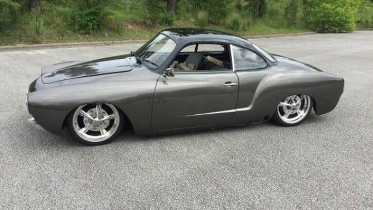 1969y Volkswagen Karmann-Ghia