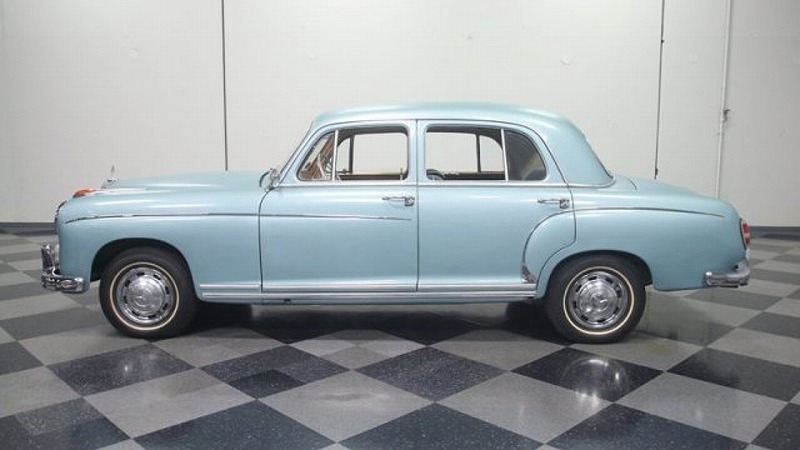 1959y Mercedes-Benz 220S