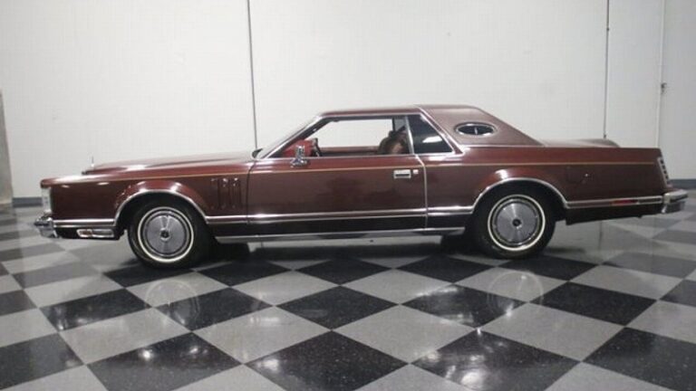 1977y Lincoln Continental