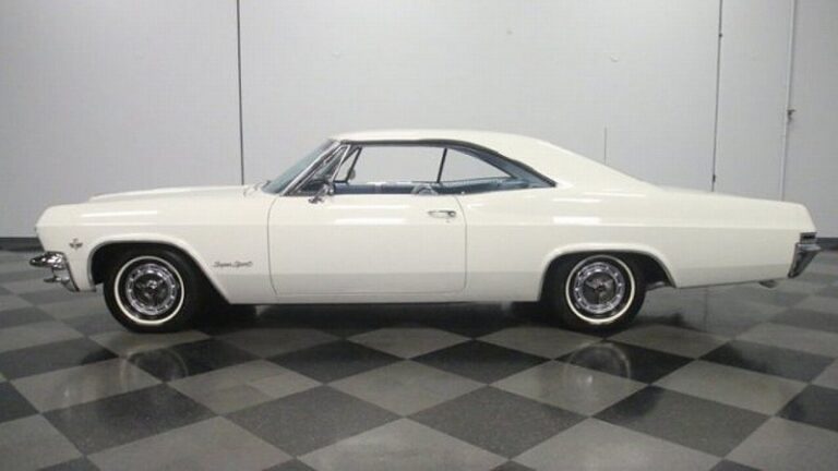 1965y Chevrolet Impala