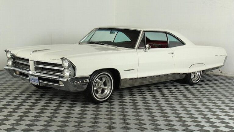 1965y Pontiac Bonneville