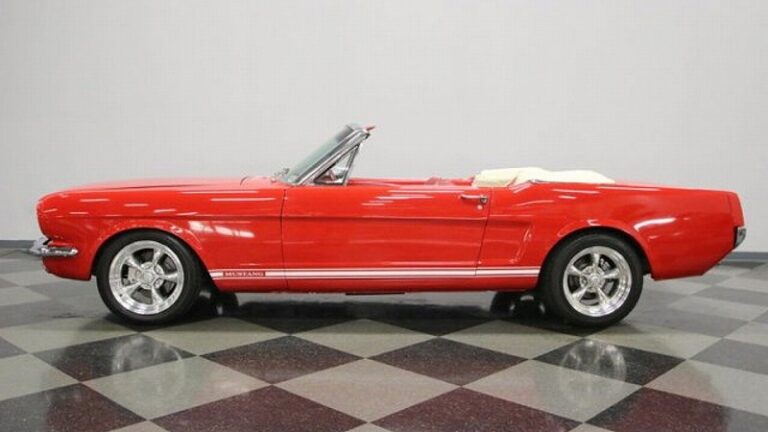 1966y Ford Mustang