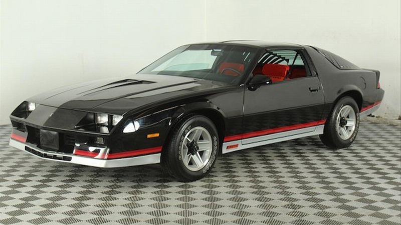 1983y Chevrolet Camaro Coupe