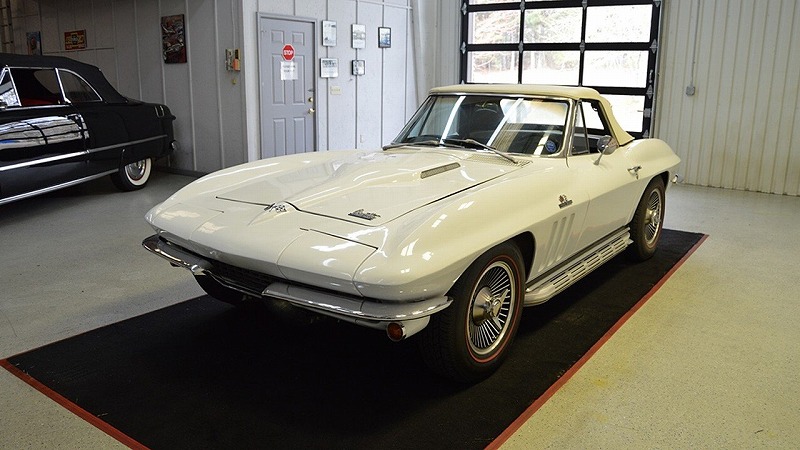 1966y Chevrolet Corvette
