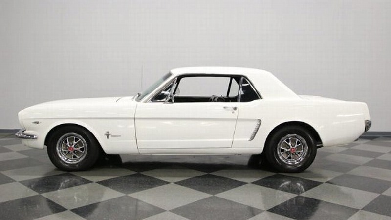 1965y Ford Mustang