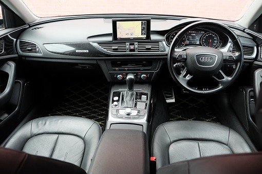 アウディ A6 アバント 3.0TFSI