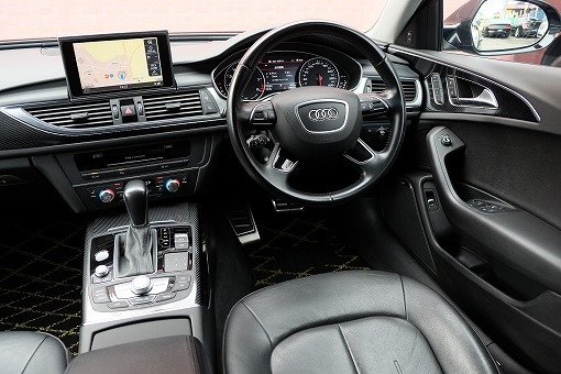 アウディ A6 アバント 3.0TFSI