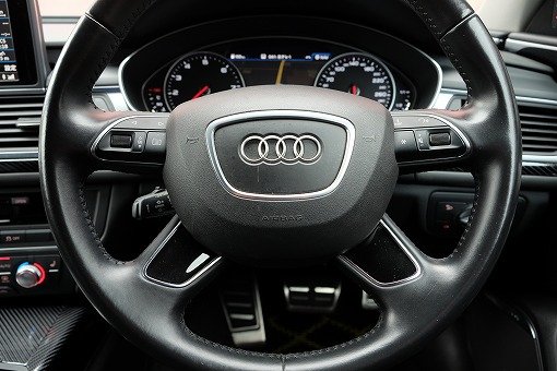 アウディ A6 アバント 3.0TFSI