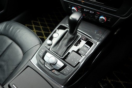 アウディ A6 アバント 3.0TFSI