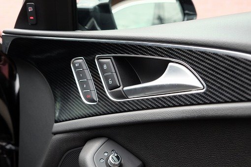 アウディ A6 アバント 3.0TFSI
