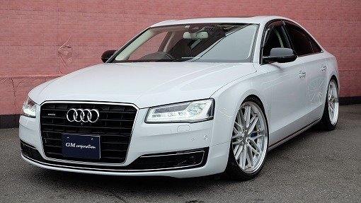 アウディ A8 4.0TFSI