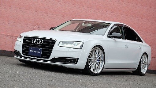 アウディ A8 4.0TFSI