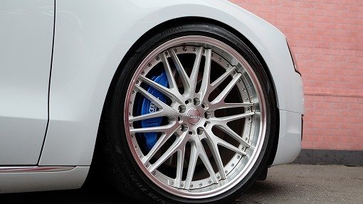 アウディ A8 4.0TFSI