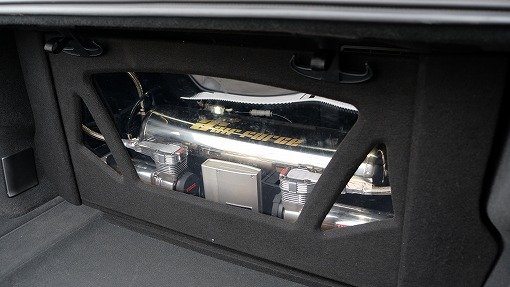 アウディ A8 4.0TFSI