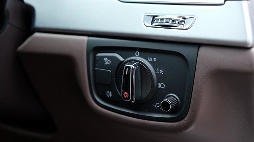 アウディ A8 4.0TFSI