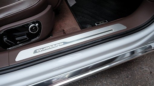 アウディ A8 4.0TFSI