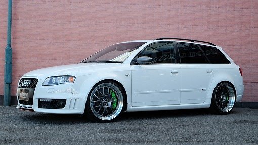 アウディ RS4 アバント ﾎﾜｲﾄｽﾀｲﾙLTD