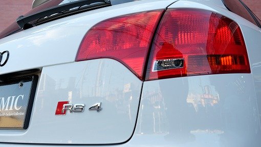 アウディ RS4 アバント ﾎﾜｲﾄｽﾀｲﾙLTD