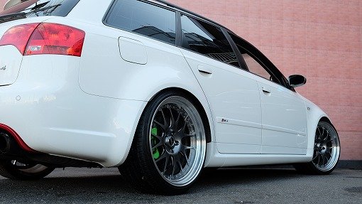 アウディ RS4 アバント ﾎﾜｲﾄｽﾀｲﾙLTD