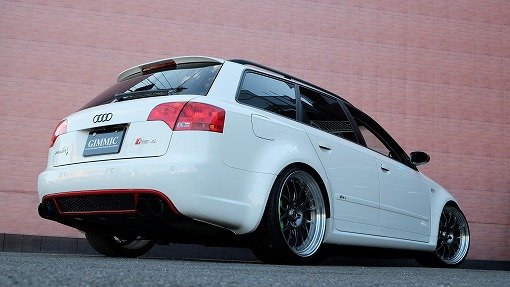 アウディ RS4 アバント ﾎﾜｲﾄｽﾀｲﾙLTD