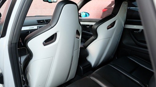 アウディ RS4 アバント ﾎﾜｲﾄｽﾀｲﾙLTD