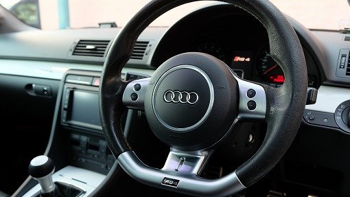 アウディ RS4 アバント ﾎﾜｲﾄｽﾀｲﾙLTD