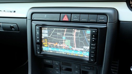 アウディ RS4 アバント ﾎﾜｲﾄｽﾀｲﾙLTD
