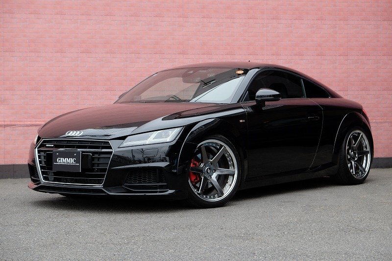 アウディ TT 2.0TFSI クワトロ
