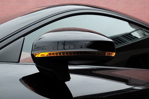 アウディ TT 2.0TFSI クワトロ