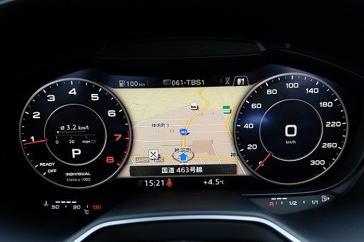 アウディ TT 2.0TFSI クワトロ