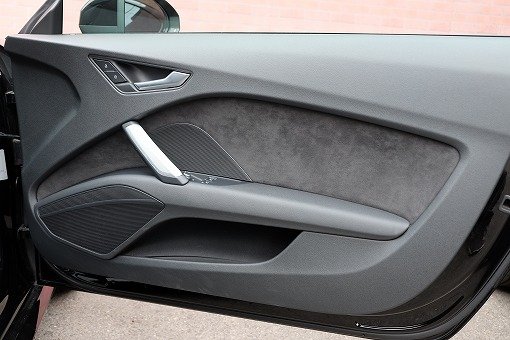 アウディ TT 2.0TFSI クワトロ