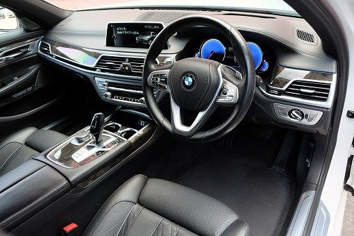 BMW 740Li Mスポーツ