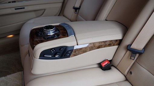 BMW 750Li （F02後期）