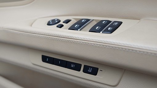 BMW 750Li （F02後期）