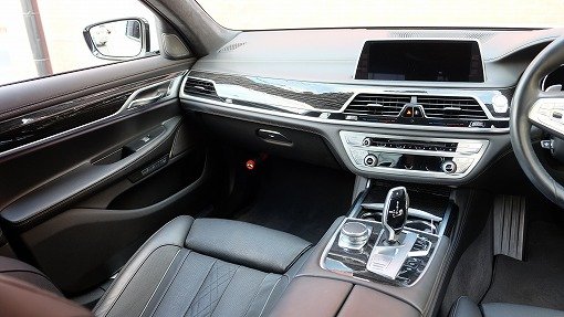 BMW 750Li Mスポーツ