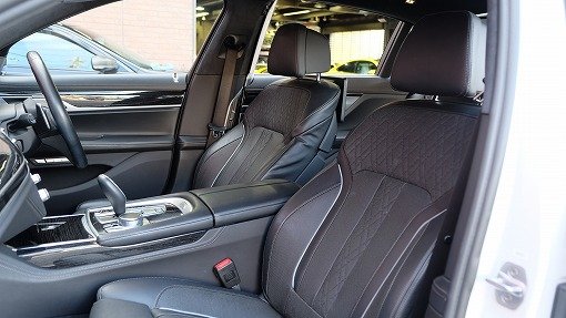 BMW 750Li Mスポーツ