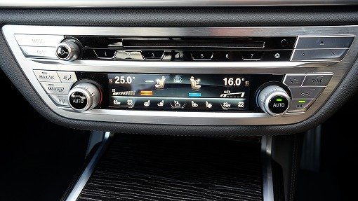 BMW 750Li Mスポーツ