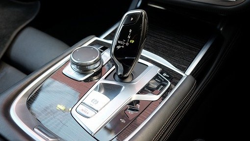 BMW 750Li Mスポーツ