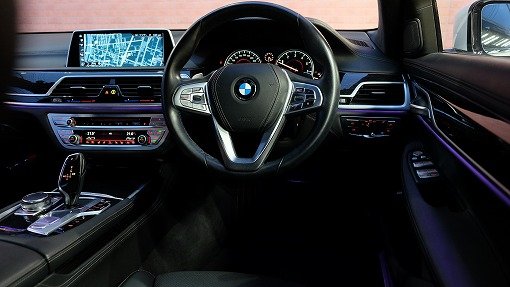 BMW 750Li Mスポーツ