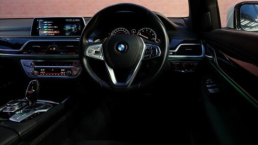 BMW 750Li Mスポーツ